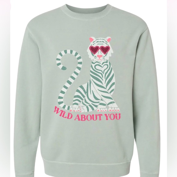 Living Fully Wild About You sweatshirt - Picture 3 of 10